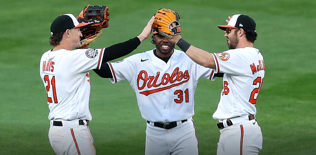 O’s game blog: Looking for two in a row over Milwaukee