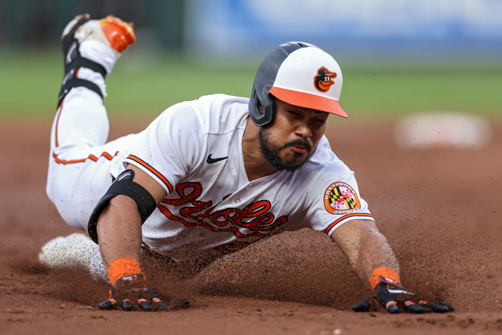 Orioles build big early lead and hold on for 8-5 win in first game without Mullins (updated)