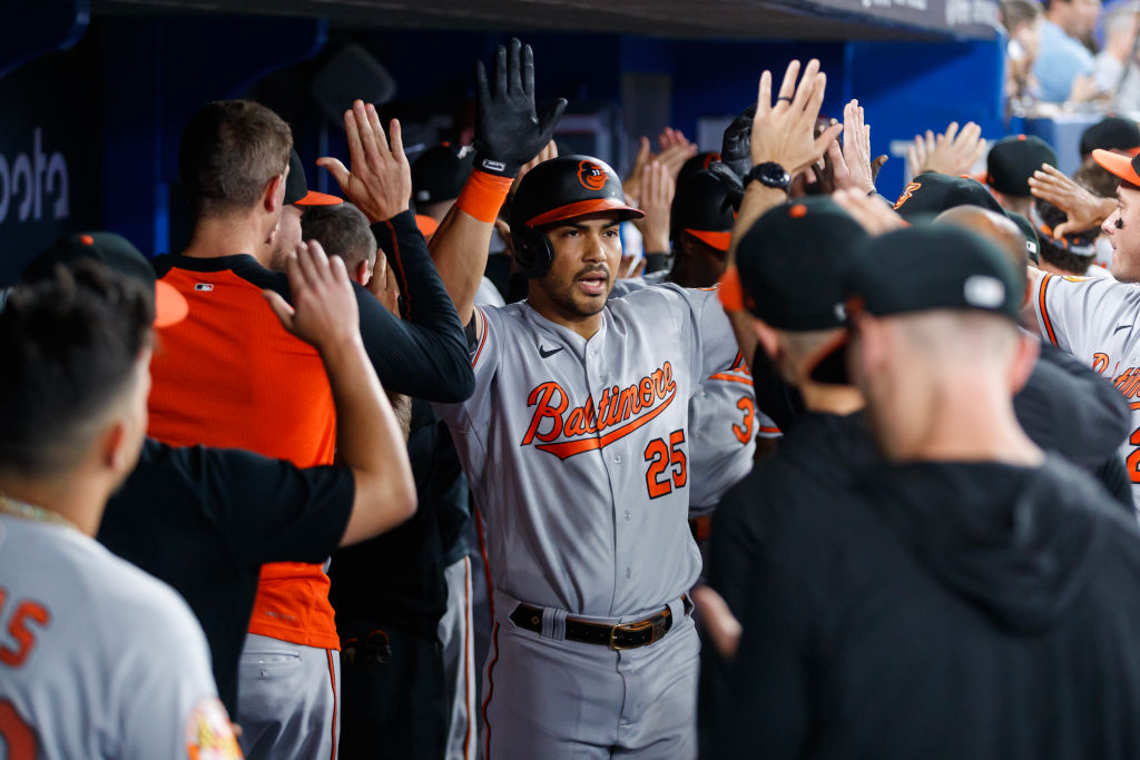 Santander puts slump on hold with homer, Teheran impresses again in second outing (O’s win 6-4)