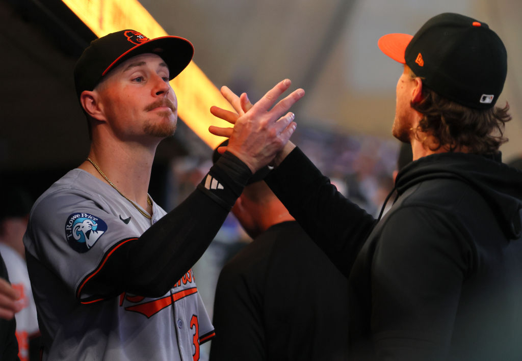 Orioles clinch home Wild Card with 7-2 win over Twins (updated)