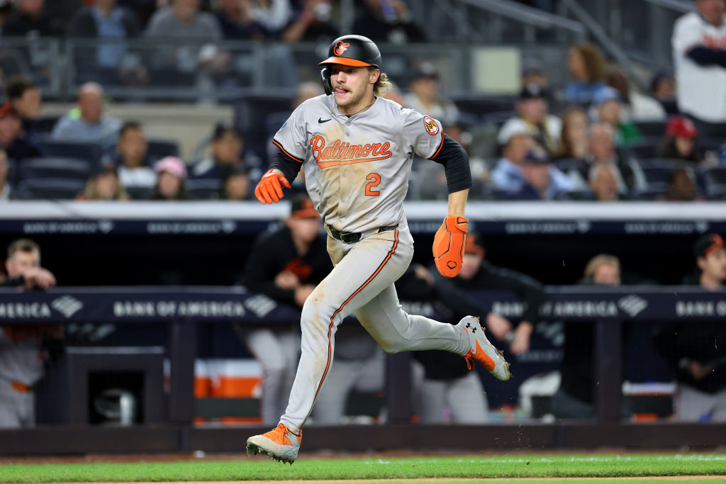 Orioles single out Yankees for more punishment and withstand rally in ninth in 9-7 win (updated)