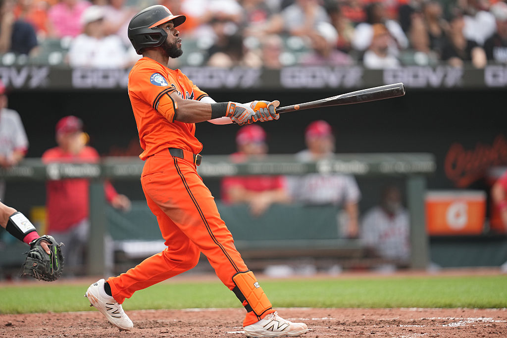 Mullins and Sánchez homer to give Orioles’ final push toward 6-5 win (updated)