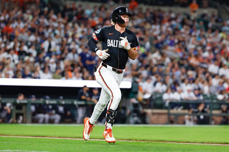 Updating Holliday’s advancements in recovery from hamate bone surgery (plus other notes)