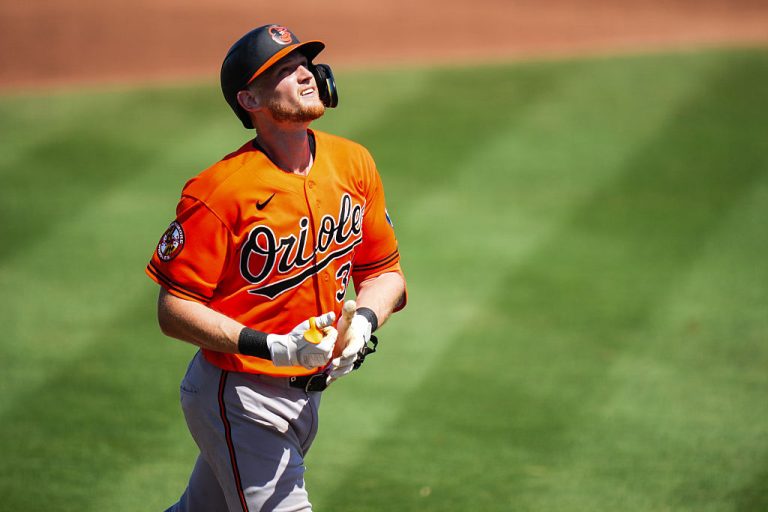 Catcher Sam Huff elects free agency