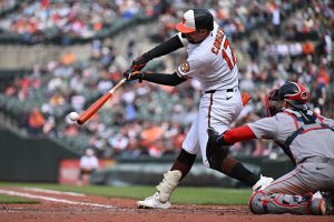 Cowser three-run homer gives Orioles 5-3 walk-off win in Game 1