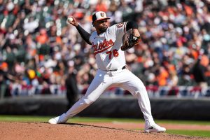 Orioles recall Yaramil Hiraldo from Norfolk