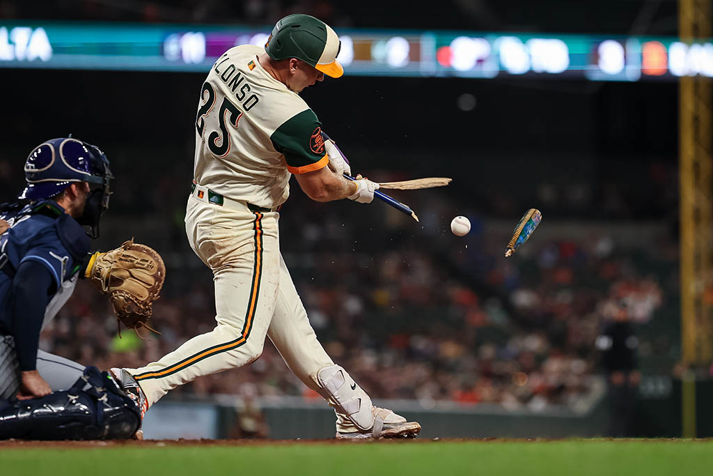 Alonso and Rogers come up big in Orioles’ much-needed 5-3 win over Rays