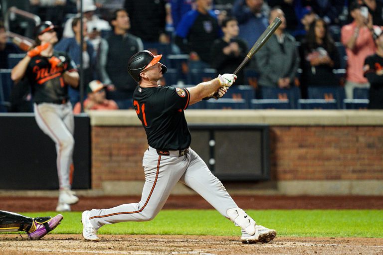 Alonso homers twice to reach 40 and give Orioles 4-3 win over Blue Jays